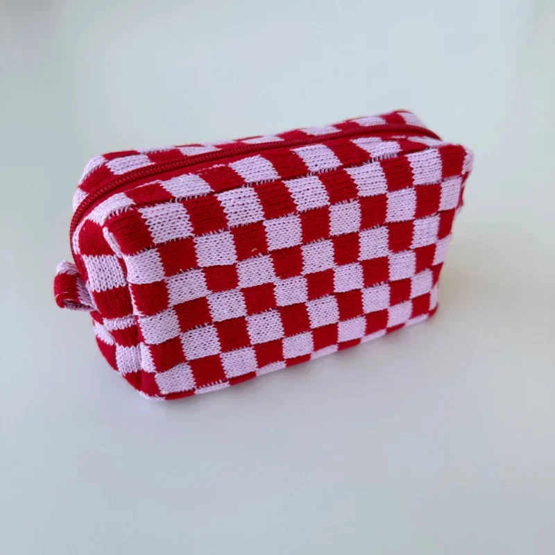 Colorido Checkerboard Plush Clutch Maquiagem Bag, Grande Capacidade Cosmetic Storage Bag, Skincare Organizer, Higiene Pessoal Bag, Ins Moda