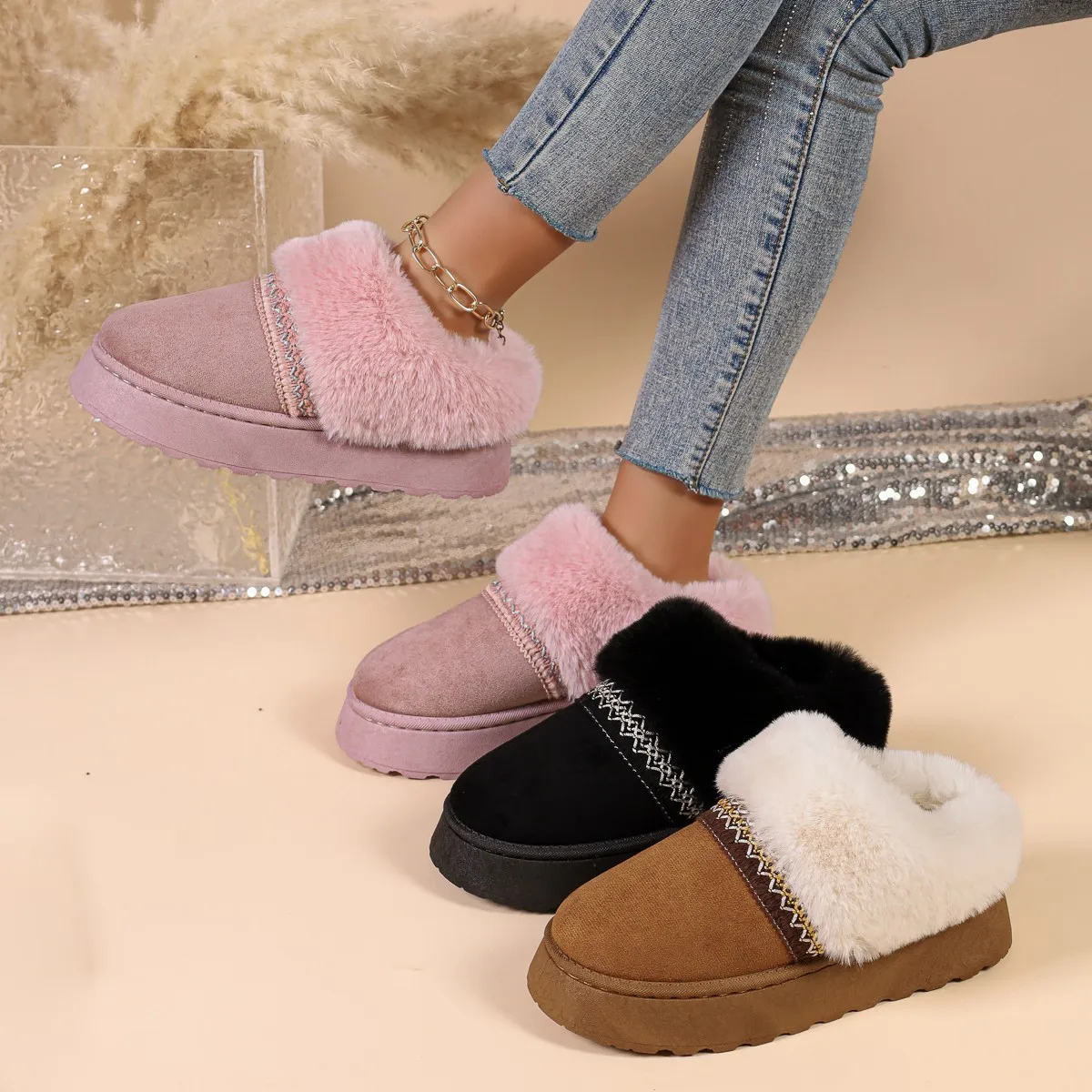 Women’s Thick-soled Snow Boots, Thickened Leather and Fur One-piece, Warm Winter Outdoor and Home Cotton Shoes