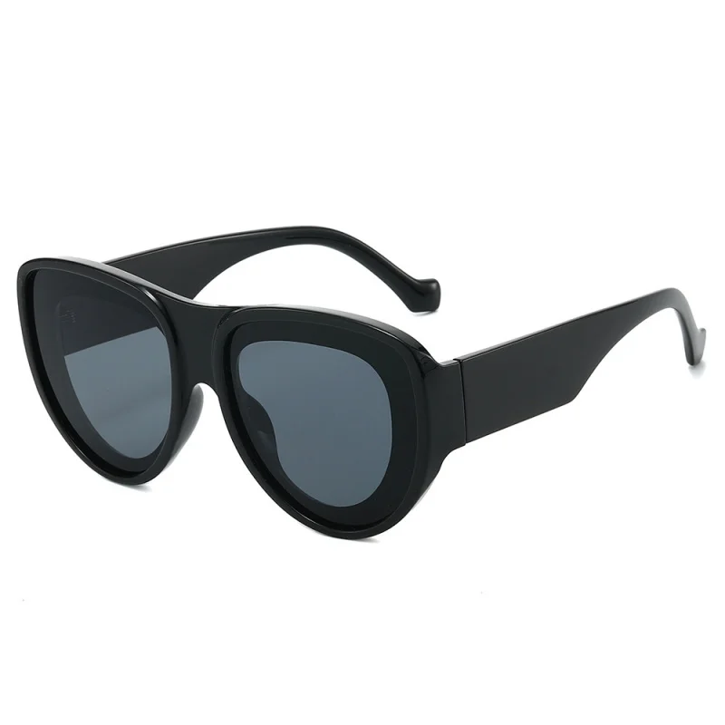 Trendy large-framed fashionable sunglasses for men and women to go out and take street photos, aviator sunglasses
