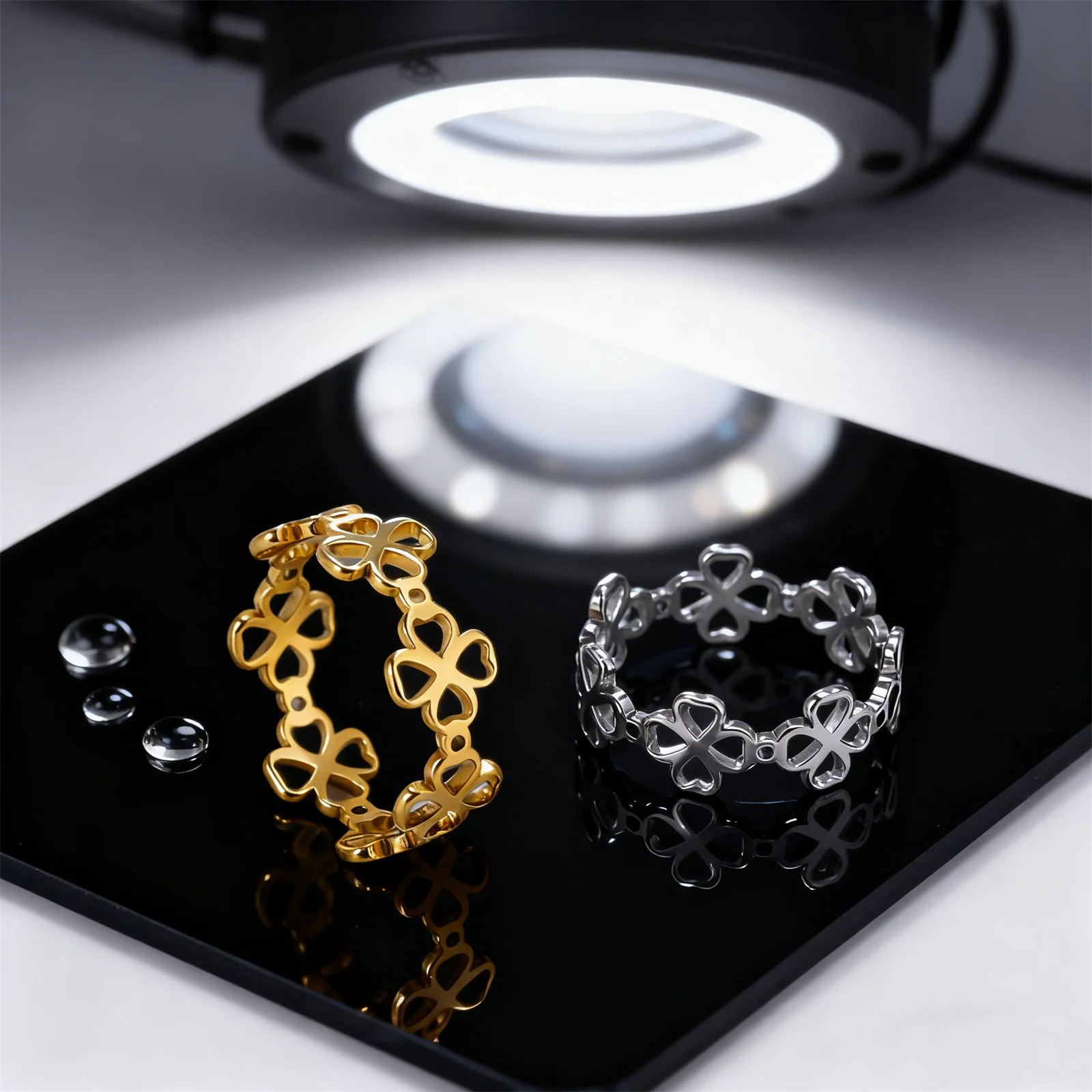 Hohler Kleeblatt-Ring Glücksbringer-Ring Edelstahl Schlichter Ring Ästhetischer Partyschmuck Valentinstag-Geschenk