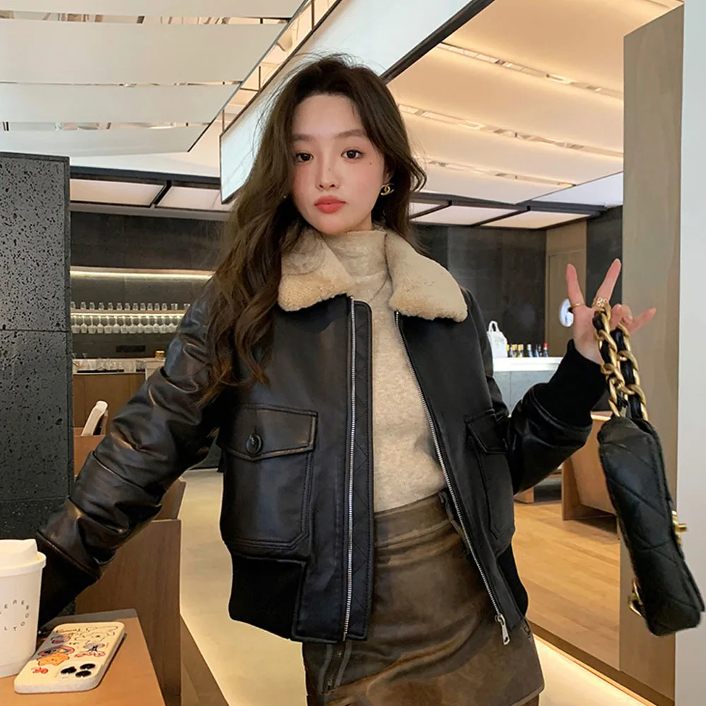 Autumn Winter Short Leather Jackets For Women Coat Retro Fur Lapel Locomotive Outerwear Thicken Lambhair Liner Motorcycle Coats