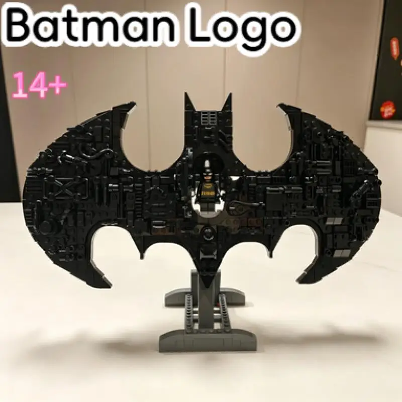 New Arrival  Bat-Signal- Logo Bricks Building Blocks Compatible 678pcs Symbol Model Birthday Gifts for Teenage Toys