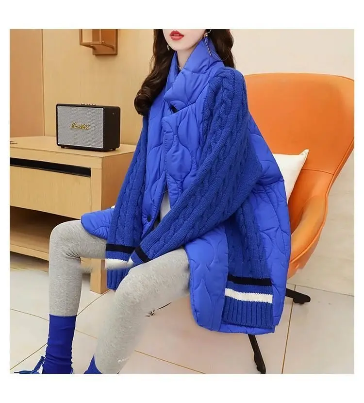 Lockeres Temperament und Abnehmen 2025, neue kleine blaue Baumwolljacke, gespleißter Pullover für dicke Oberbekleidung für Damen im Herbst und Winter