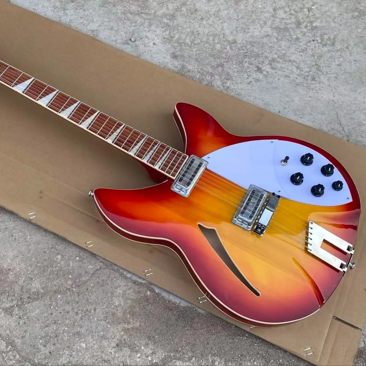 12 String Trapeze Tailpiece 360 Electric Guitar Cherry Burst Semi Hollow Body with White Pick-guard Quality Guitarra