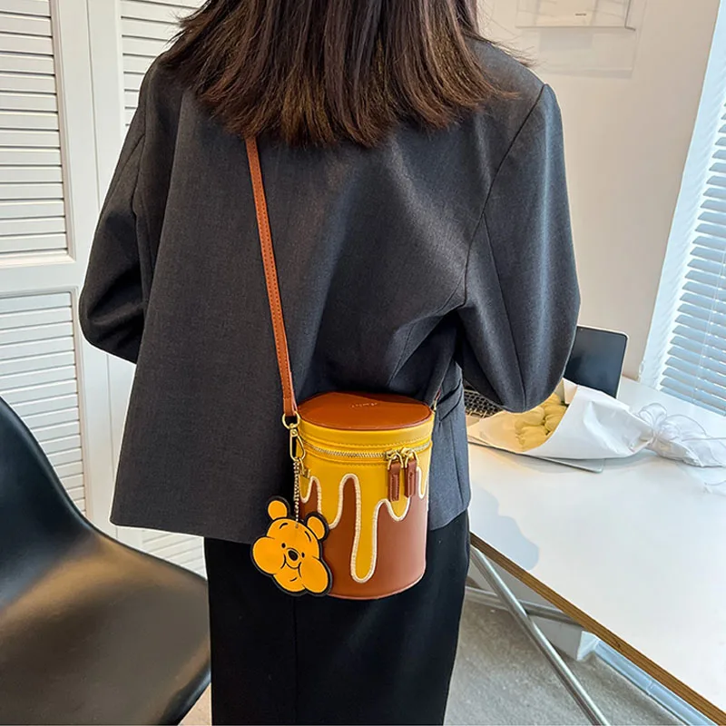 Disney Mini Bucket Bag Cute Cartoon Winnie the Pooh PU Female Summer Pooh Honey Pot Round Box Bag Crossbody Shoulder Bucket Bags