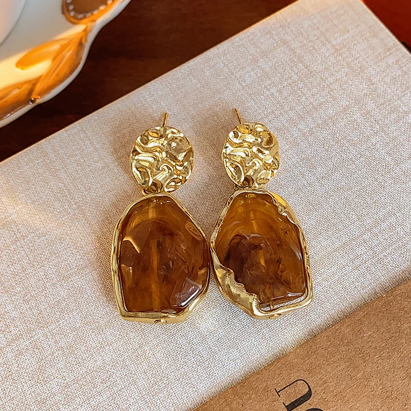 Vintage Brown Resin Square Stud Earrings, Women's Gift