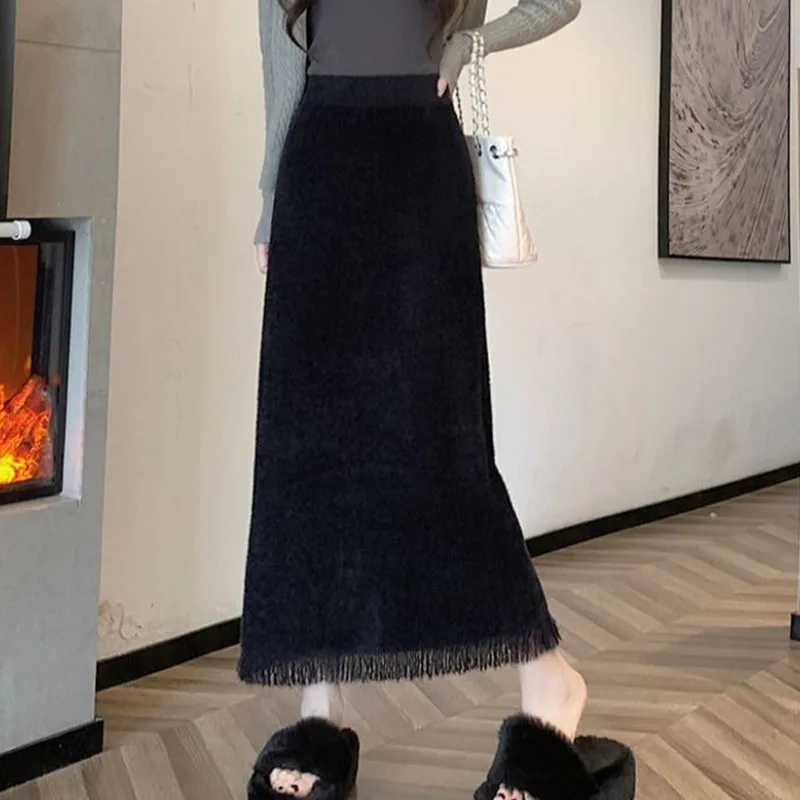 Thickened Mink Vest Knitted Skirt for Women in Autumn Winter Style High Waist Slim Straight Tassel Hip Skirt Midi Skirt