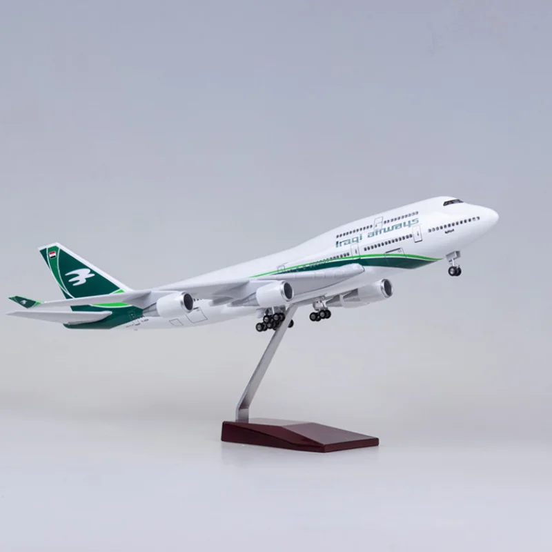 

1/150 Scale 747 IRAQI Airways Diecast Model Airplane Resin Aircraft Plane With Light And Wheels Collection Display Fans Toys