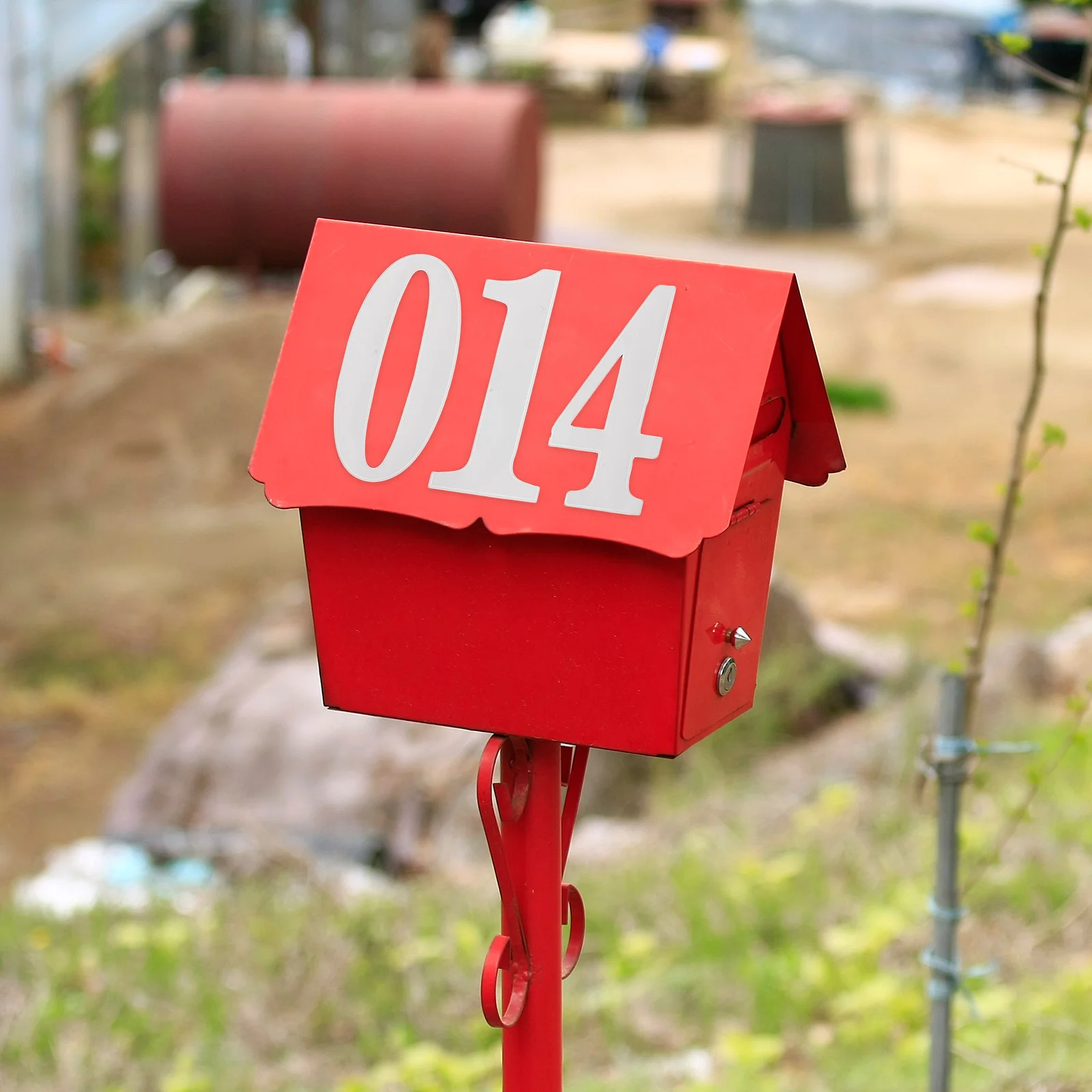 

8Sets Outdoor Waterproof Number Stickers 0-9 Self-Adhesive Address Numbers for Mailbox Door Apartment Use Address Numbers