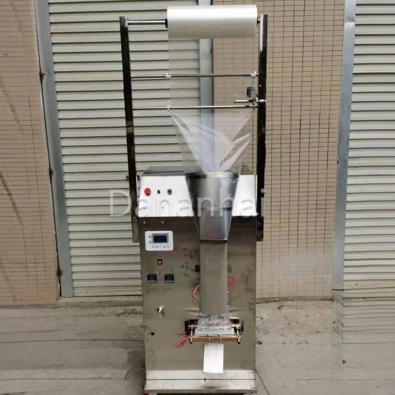 Automatic Packaging Machine Multifunctional Quantitative Liquid Filling for Water And Cola Simple Design for Beverage Packaging