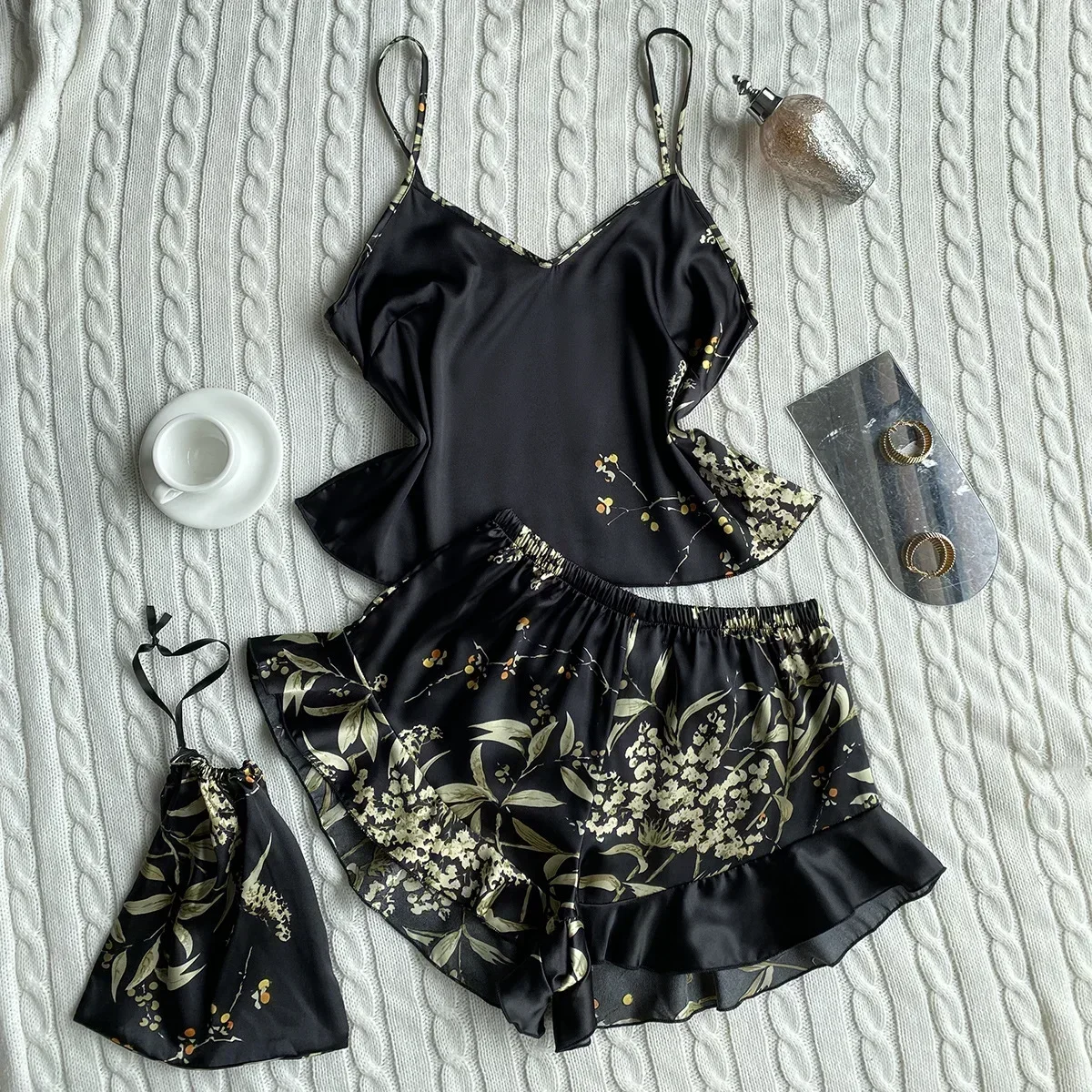

Summer Pajamas Set for Women Sleepwear 3 Pcs Silk Floral Print CropTops and Shorts with Hanging Bag Loungewear