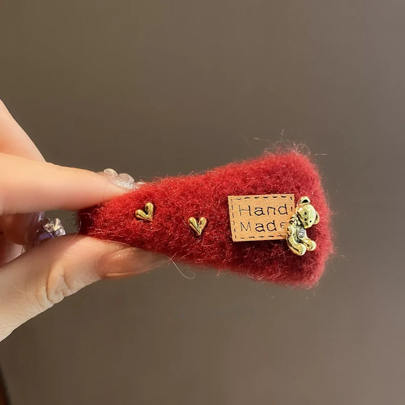 

High-end Retro Wine Red Plush Cartoon Bear Side Clip for Women Sweet Girl Side Bangs Hairpin