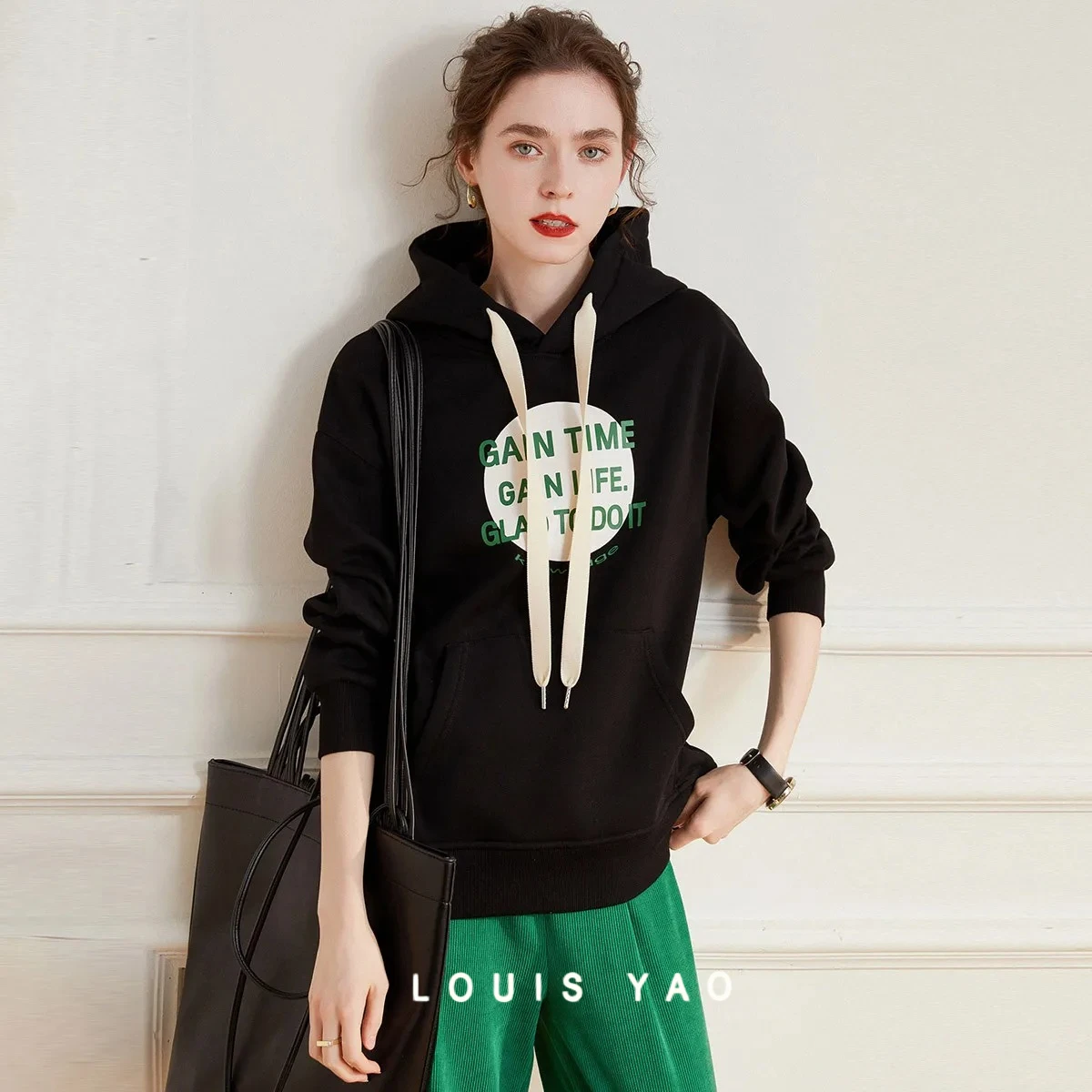 

LOUIS YAO Letter Print Women's Hoodies 2025 Autumn Winter Fleece-lined Thickened Long-sleeved Sweatshirts Casual Women's Tops