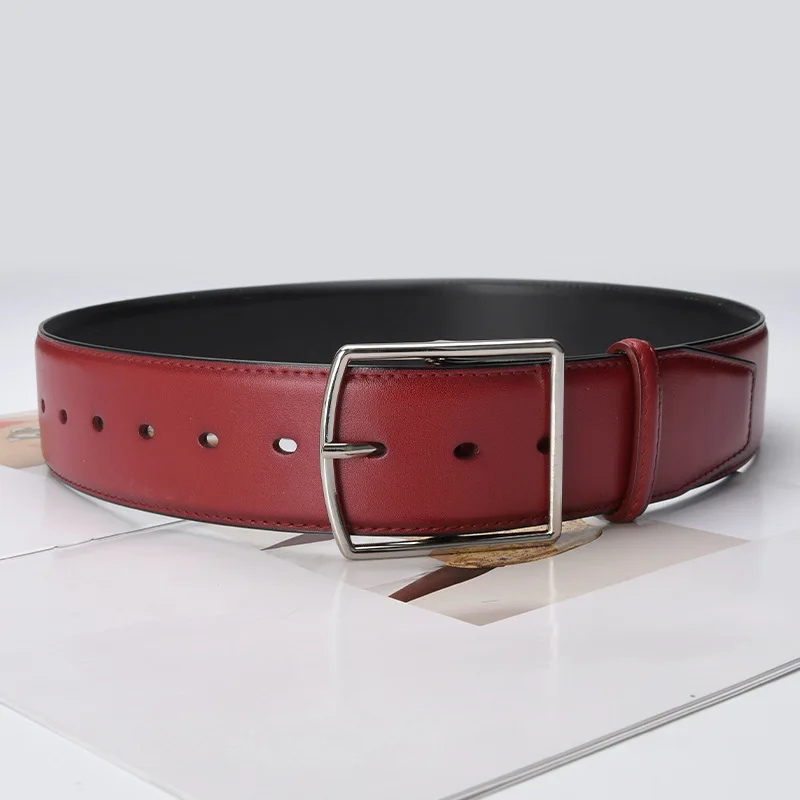 الفساتين النسائية الجديدة ذات الخصر الواسع المزخرفة بأحزمة واسعة وإكسسواراتها عصرية ومتعددة الاستخدامات