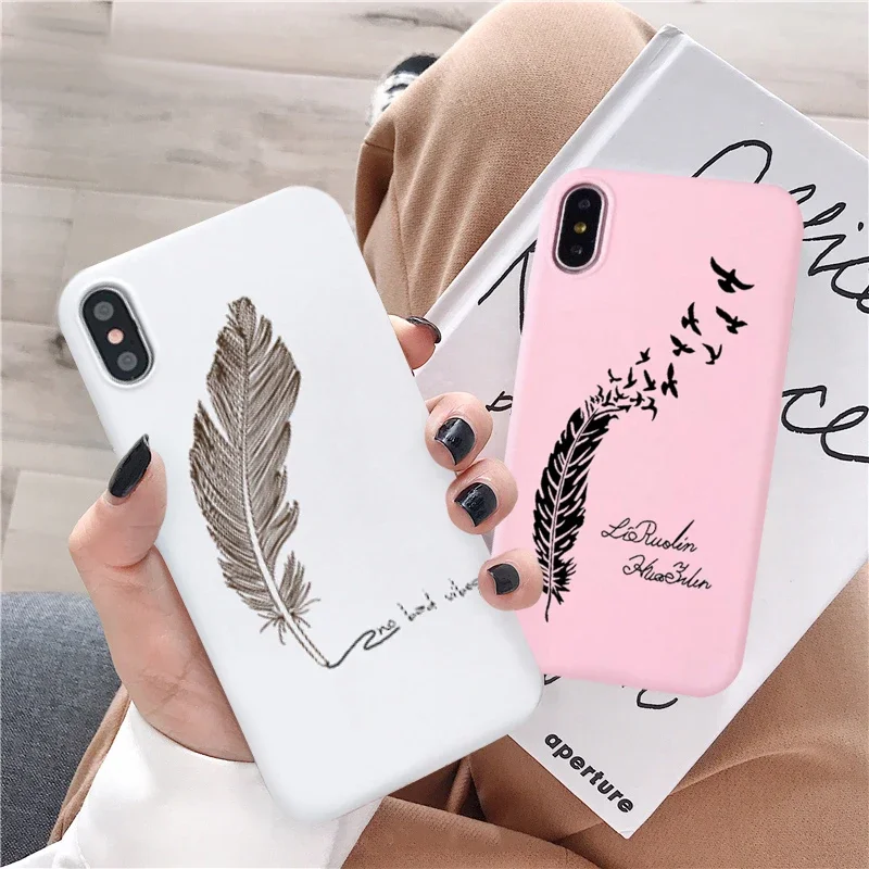 Hand Painted Feather Pen Phone Case for IPhone 12 11 14 15 Pro Max XR X XS 7 8Plus SE2 13 Mini Letter Soft Silicone Cover Fundas