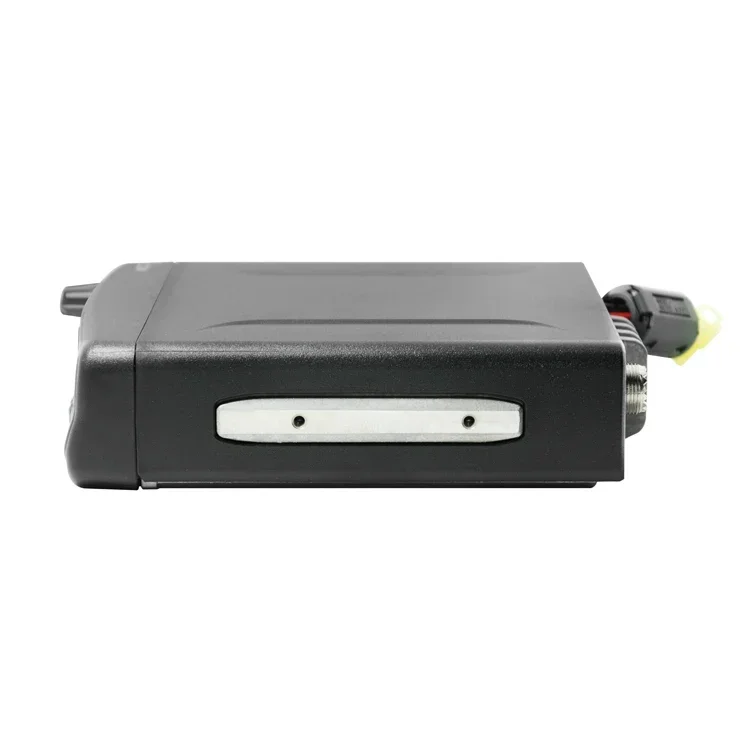 Original ICOM A120E Aviation Radio IP54 200 Channels VHF Air Band Vehicle Mobile Radio Airband Transceiver