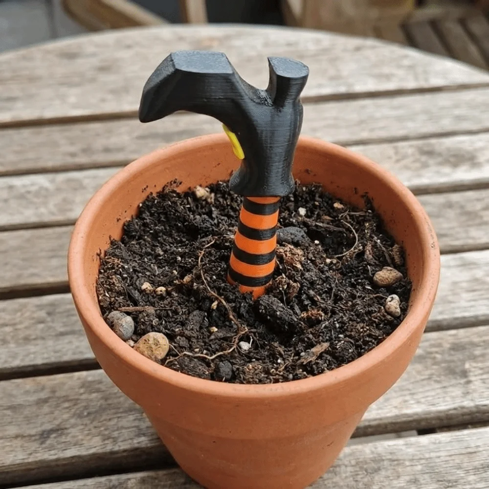 3D Printed Witch Boot Garden Decor Stake Durable Plastic Striped Design Halloween Flower Pot Ornament Outdoor Use Vintage Style