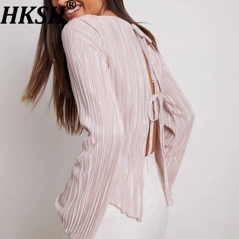 

HKSH Women Shirt Pleated O-neck Long Sleeves Solid Color Back Lace-up Elegant Temperament Blouse Chic Tops Spring Summer HK20270
