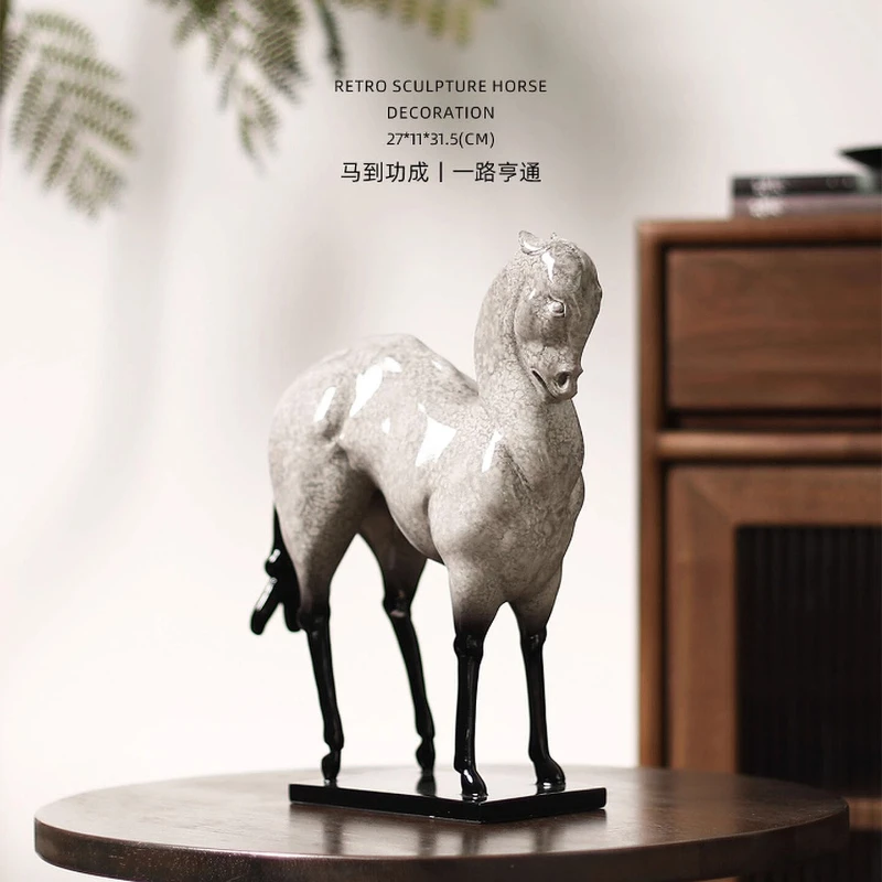

European Home Decoration Accessories Horse Statue Ornament Living Room Desktop Decoration Office Desktop Decoration Gifts