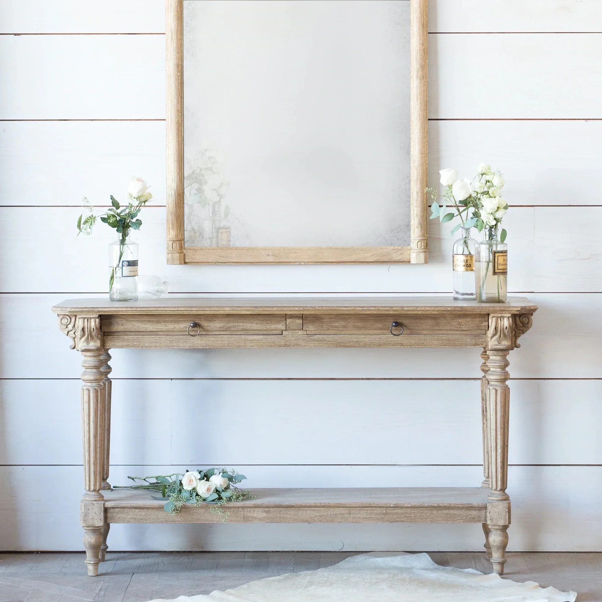 French retro solid wood entrance table European style old strip case side table against the wall to enter the door entrance