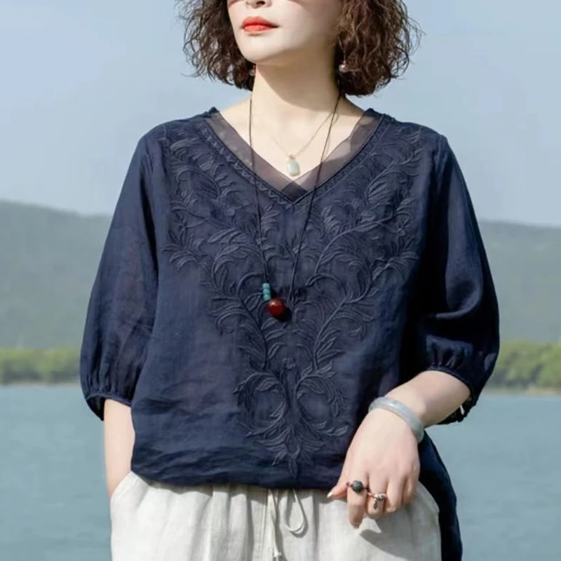 Summer New Literary Vintage Embroidery Cotton Linen Shirt Ladies Half Sleeve Loose Casual Fashion Blouse Women\'s Clothing Tops