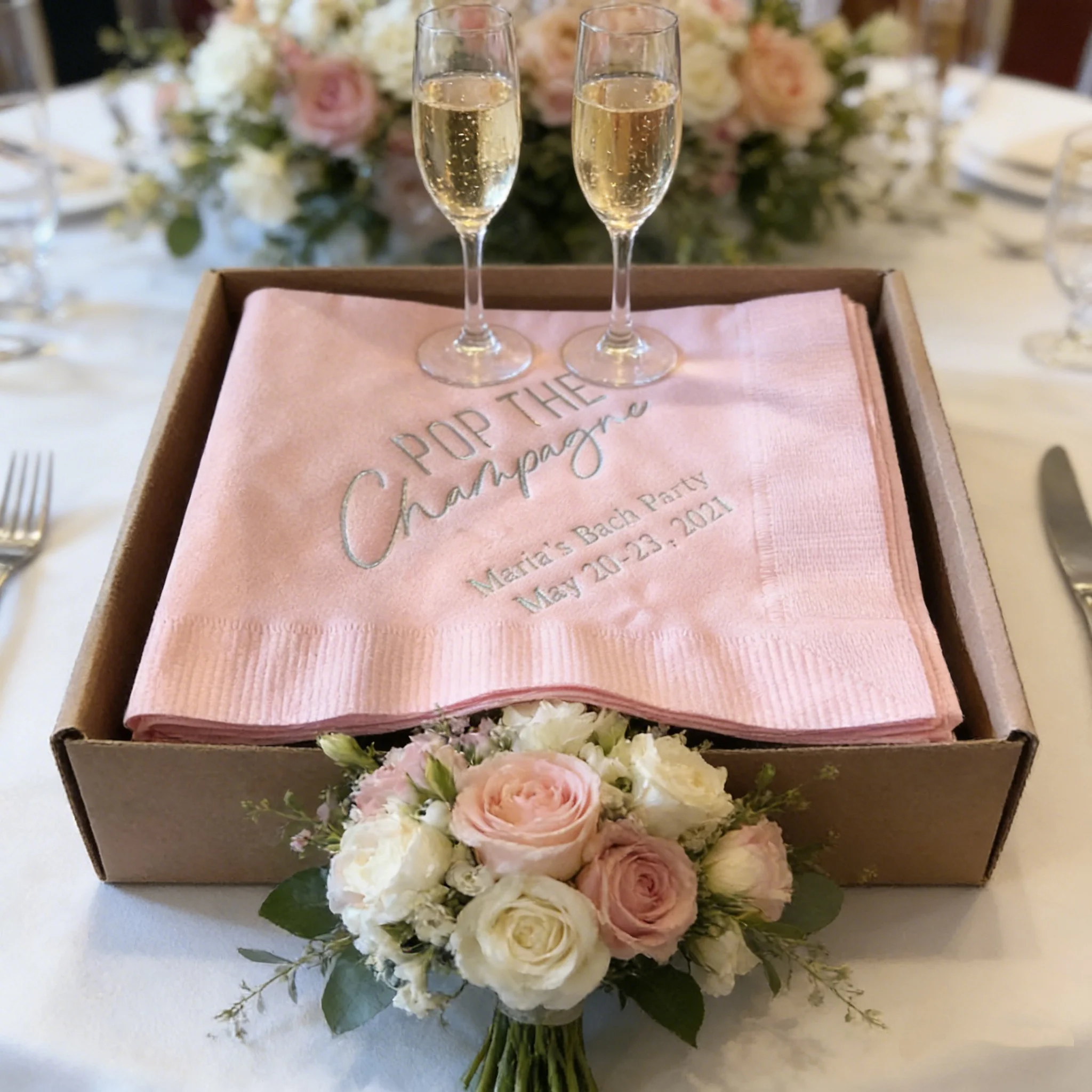 

50 шт. индивидуальных салфеток для вечеринки с надписью «Pop the Champagne», 50 шт. бумажных салфеток с принтом для свадьбы, помолвки, выпускного, девичника