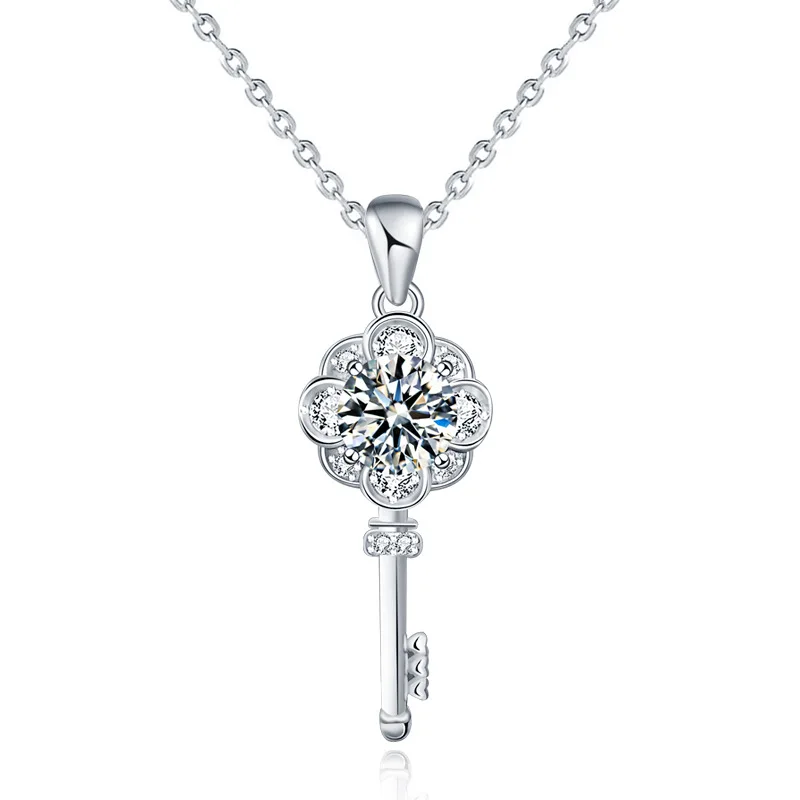 925 Sterling Silver Key Necklace Female 1 Carat Moissanite Diamond Clavicle Pendant Couple Jewelry