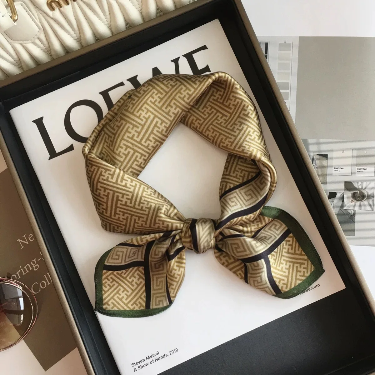 Fashion silk scarf versatile mulberry silk small square scarf, neck protection, scarf.