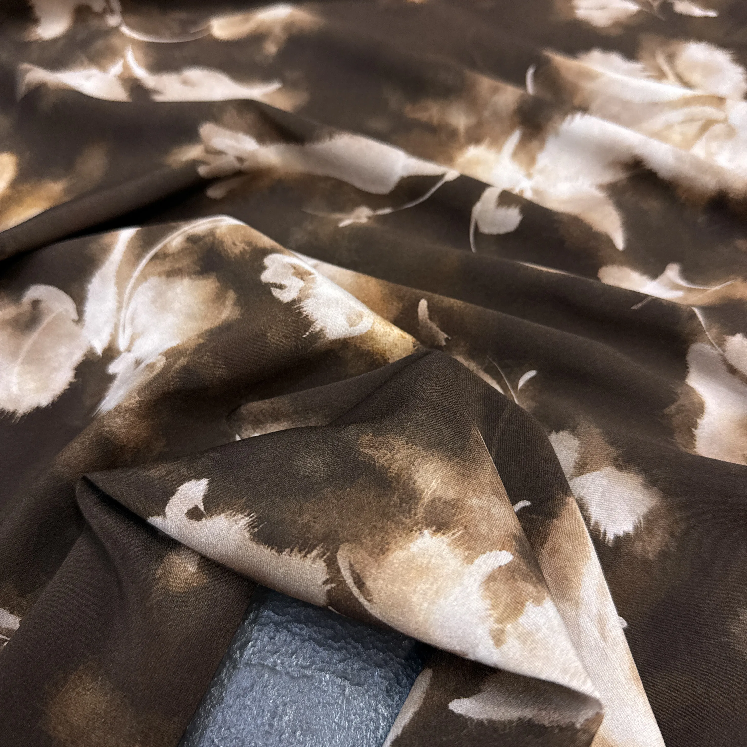 Floarl Printed Stretch Coffee Color Silk Crepe de Chine Fabric for DIY Sewing Summer Dress Skirt Pajamas Soft Silk Fabric FR6986