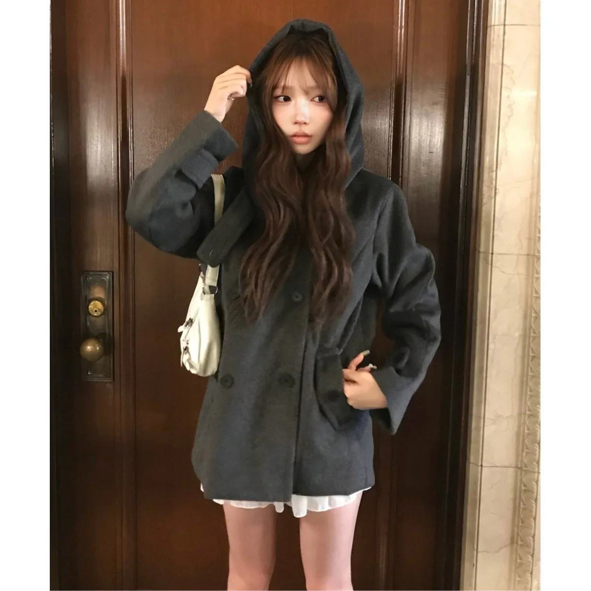 Chic Winter Thickened Cotton Plush Coat Women's Fashion Design Hatted Woolen Jacket Sweet Cute Style Casual Outerwear