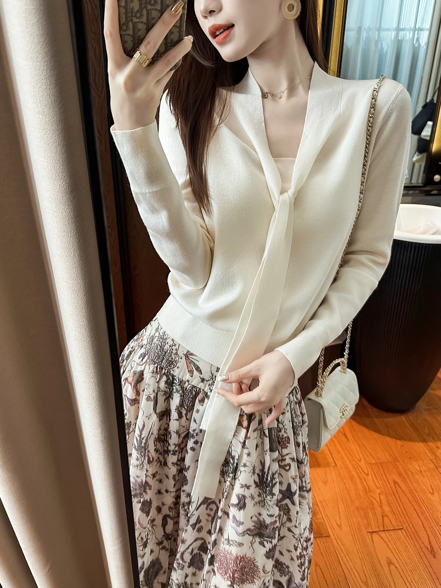 

Ele Шерстяная блузка с Sa Autumn Faion Женский свитер Camere V-Ne Long Sve Moisture ng Pure Color OL Sle