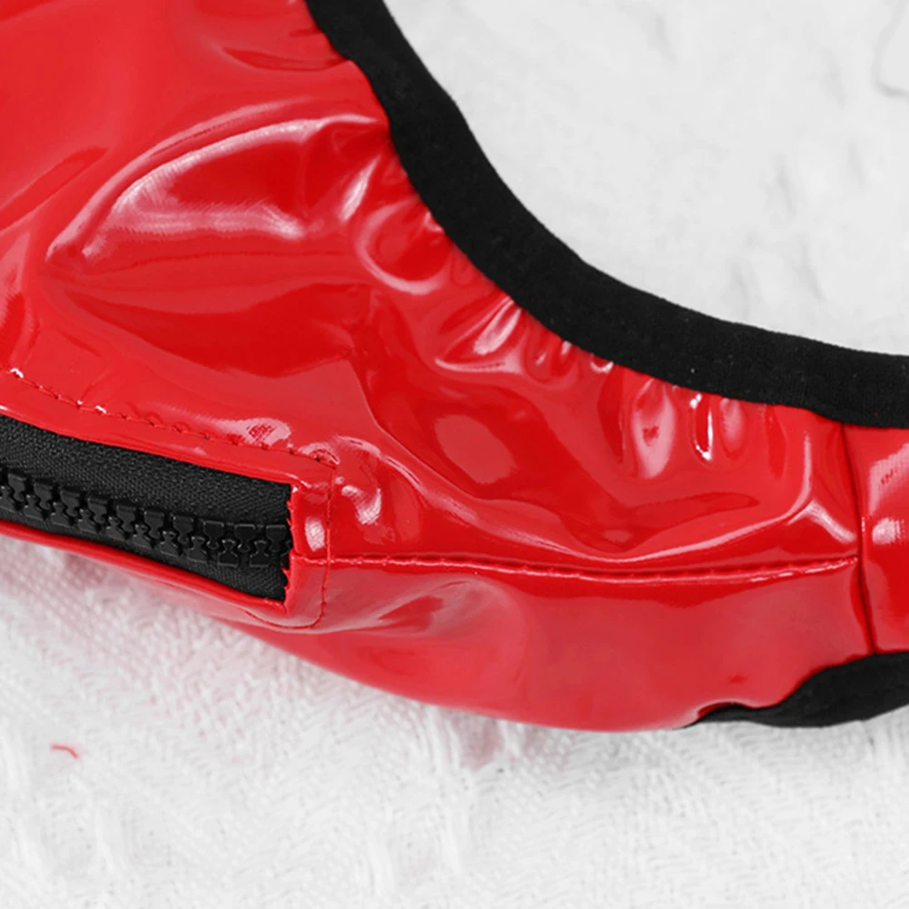 Comfortable Men's Low Waist Underpants Thong Breathable Pouch Design Soft Nylon Spandex Fabric for Everyday Wear