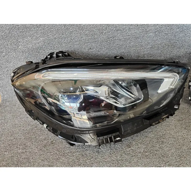 جودة عالية للمصابيح الأمامية Mercedes-Benz W206 6000k درجة حرارة اللون تاريخ انتهاء الصلاحية الطويلة توريد كافي