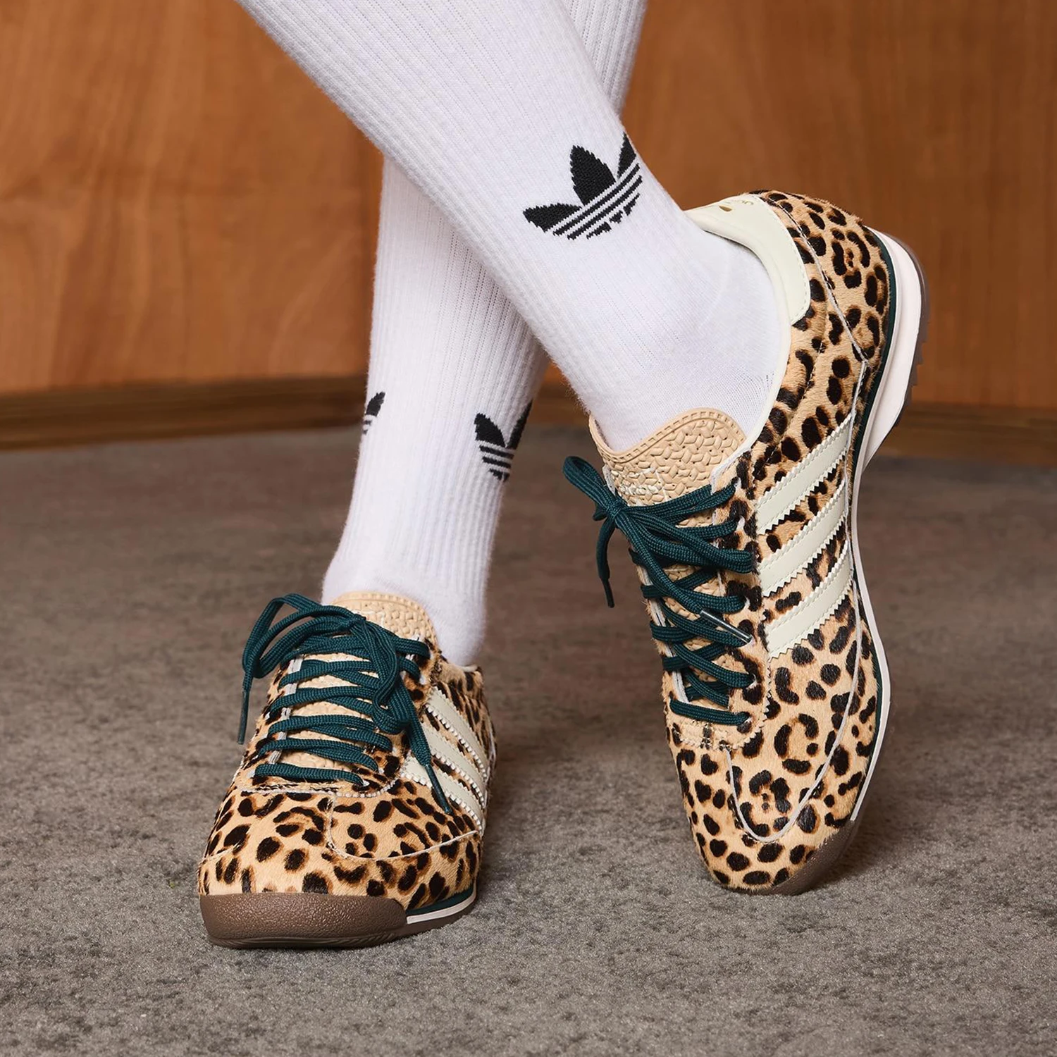 Adidas Originals Three Leaves Women's Retro Leopard Print Thin Sole Sports Shoes KI4205