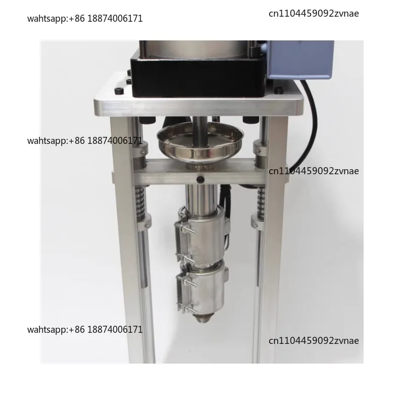 Small household desktop vertical injection molding machine USB charging head Power switch plug Plug Plastic product machine