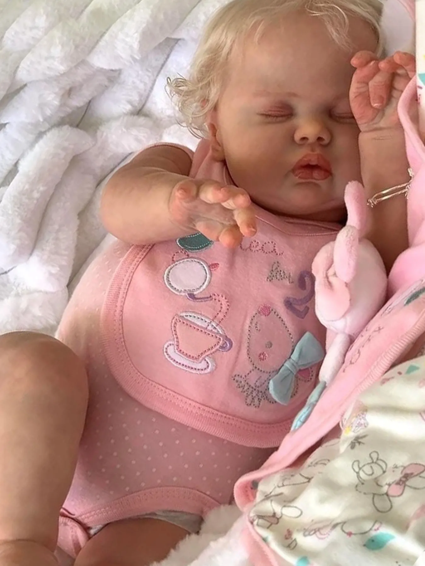 

24Inch Pickle Newborn Toddler Reborn Doll Lifelike Soft Touch Multiple Layers Painting 3D Skin With Visible Veins Hand Root Hair