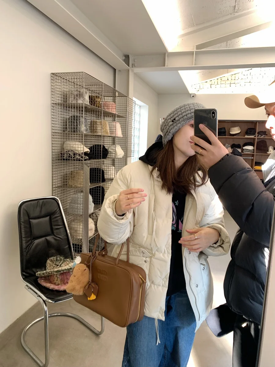 

Теплая женская куртка из гусиного пуха с отстегивающимся капюшоном, корейский стиль, для повседневной носки, прямой крой, 90% пух, на молнии