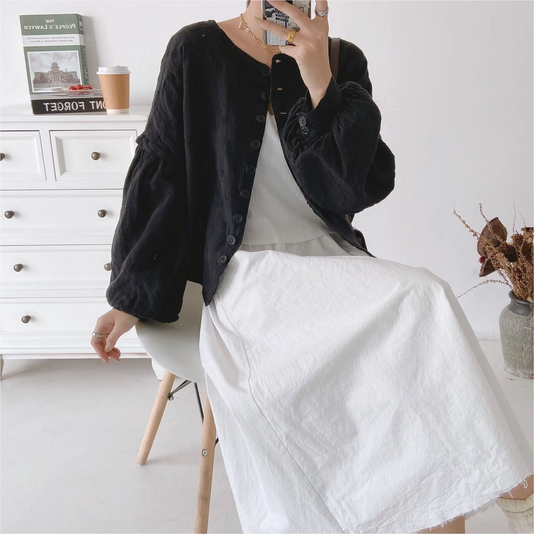 Johnature 2024 Autumn New Embroidery Linen Vintage Loose Women Jackets Lantern Sleeve Solid Color Single-breasted Female Coats