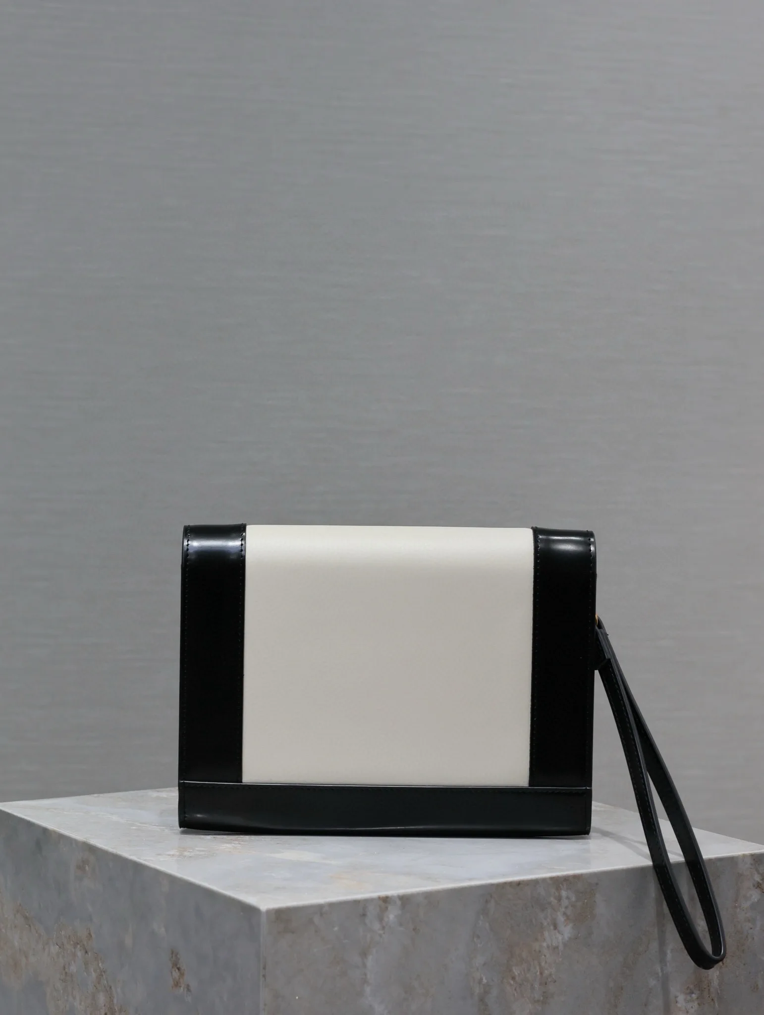 

Luxury Bag New Women's Messenger Bag High-End Casual Shoulder Bag Crossbody Bag for Travel Waterproof Design Bags