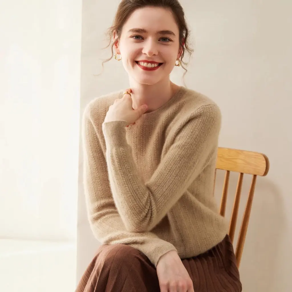 

Women's Knitted Cashmere Sweater round Neck Pullover Slim Fit Fashionable Versatile Top for Autumn Winter Twist Bottoming