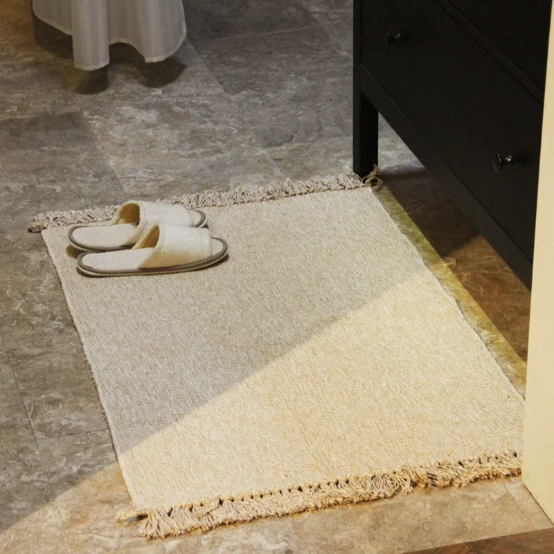 

Retro Hand Woven Cotton Linen Carpet Tassel Bedside Rug Solid Floor Mat Living Room Bedroom Foot Pad Home Decor Machine Washable