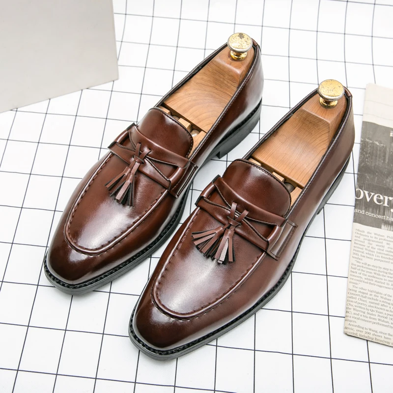 

Business Men Fringed Leather Shoes Black-brown Casual, Lightweight Breathable and Fashionable Loafers Sizes 38-46 Men Shoes