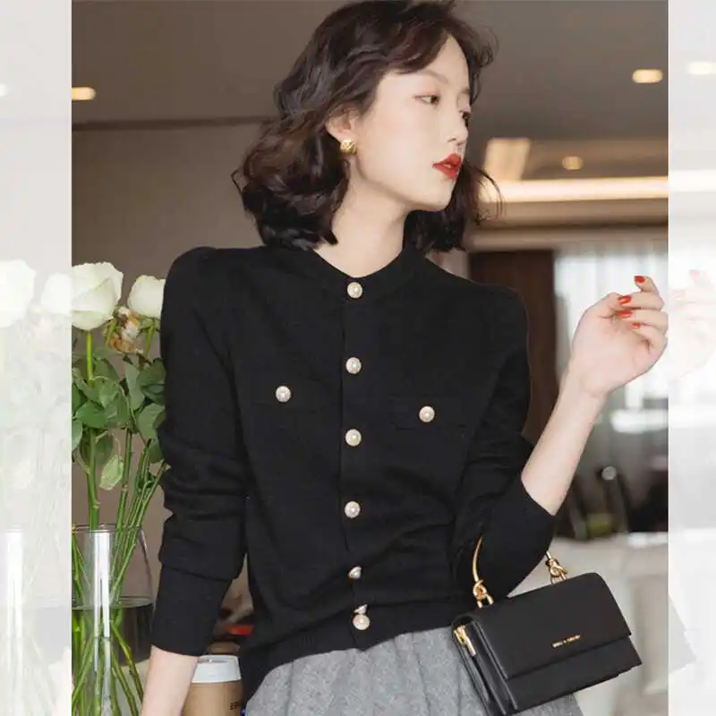 Maglione lavorato a maglia Cardigan da donna Nuovo colletto alla coreana a maniche lunghe Maglione lavorato a maglia nero Cardigan Donna Top Sueters De Mujer 2025 Q1195