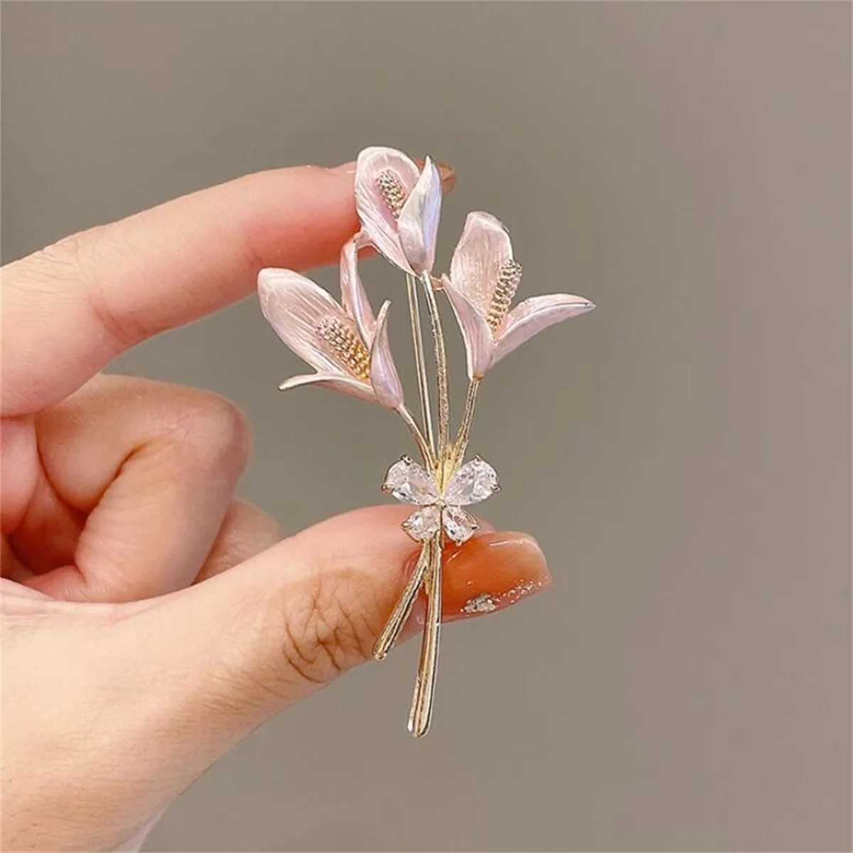 1Pc Lily Brooch Y2K Romantic, Elegant, Exquisite Jewelry Accessories Party Banquet Fashion Week Daily Matching Birthday Gifts