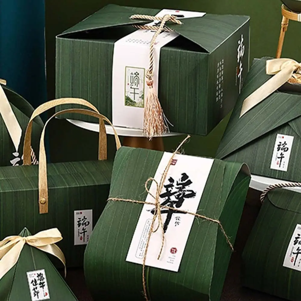 Chinese Style Gift Bags Creative Shape Zongzi Gift Box with Handle Triangle Design Candy Bags for Dragon Boat Festival Gift