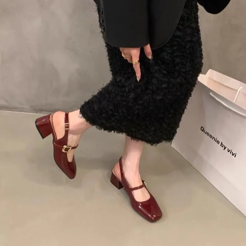 

New Party Mid Heel Modern Sandals Buckle Strap Adult New Brand Women's Shoes Solid Shallow Square Heel Fashion Women's Sandals