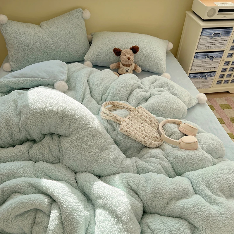 Super Thick Solid Teddy Velvet Bedding Set Ins Girl Style Lambswool Bedclothes with Fur Balls Luxury Skin-Friendly Bedroom Decor