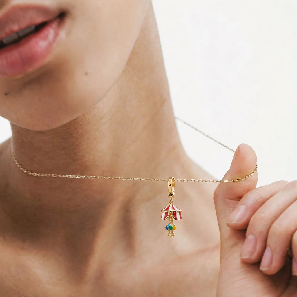 New Fashion Circus Children's Fun Necklace for Women Girls Enamel Carousel Hot Air Balloon Pendant Necklace Jewelry Accessory