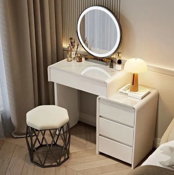 Meja Rias Modern - Meja Rias Krim Hemat Ruang dengan Cermin LED & Laci Terintegrasi (Meja Rias Apartemen Kecil