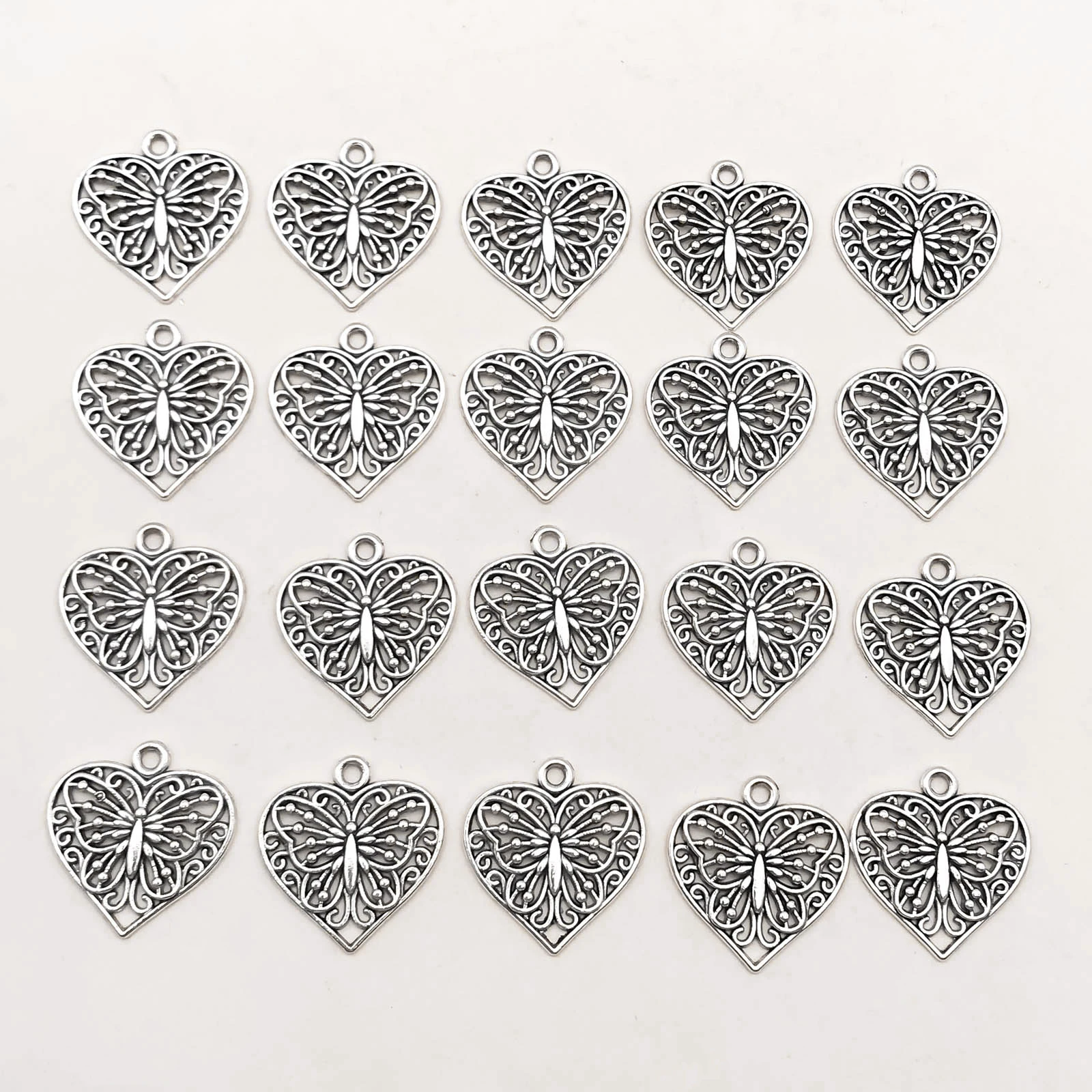 10/20pcs/Set Zinc Alloy Antique Silvery Heart Shaped Charms Pendants for DIY Necklace Bracelet Earrings Jewelry Making Handmade